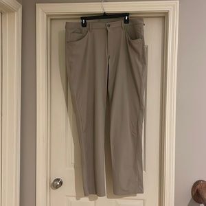 Men’s Lululemon ABC Pant